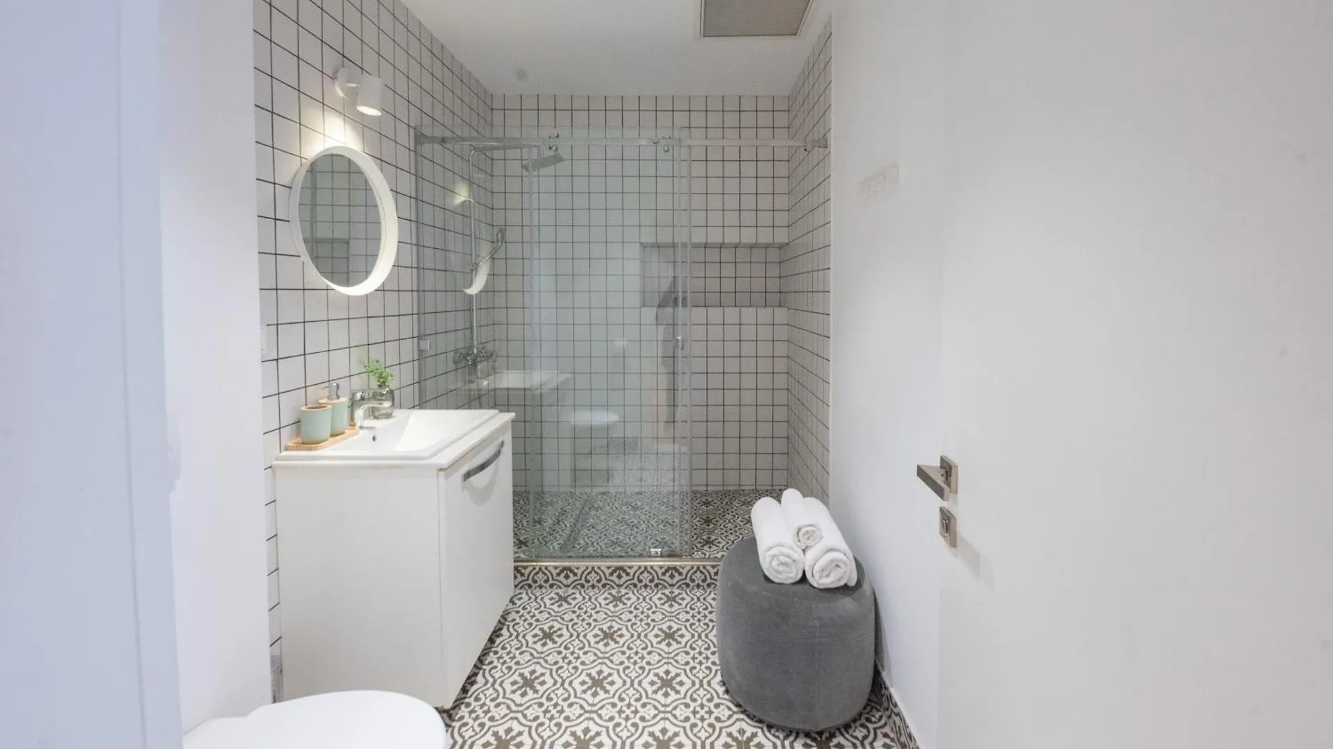 Hb Elementa Hotel Tbilisi